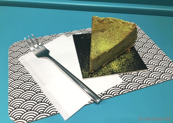 Matcha cake