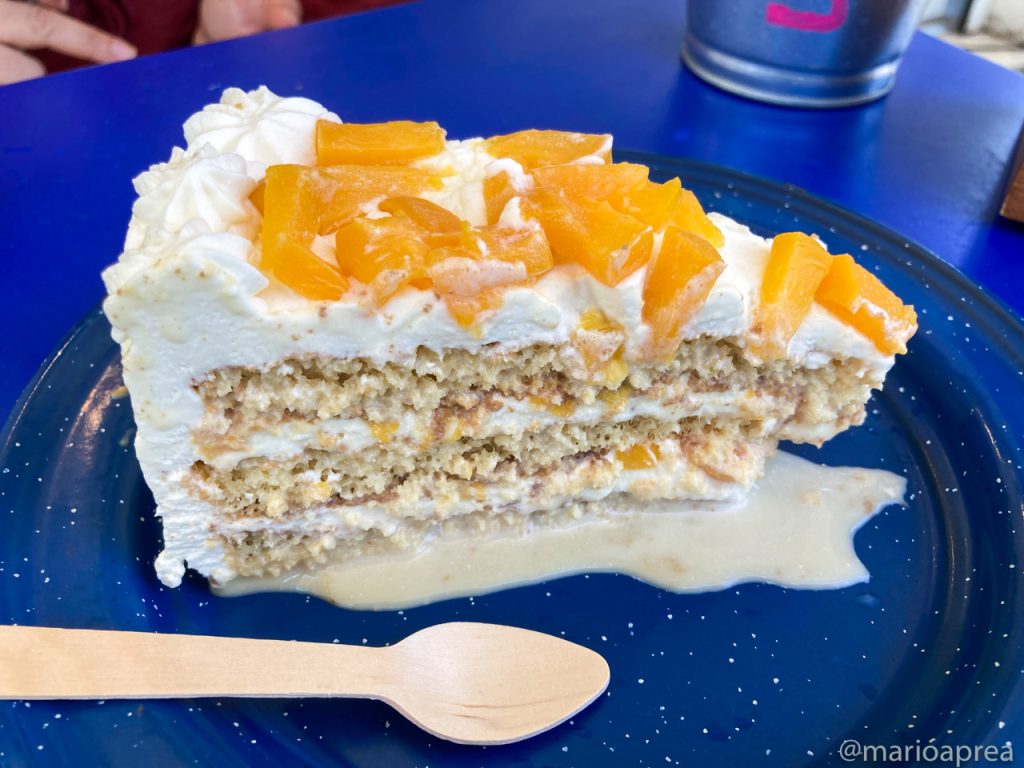 Torta tres leches