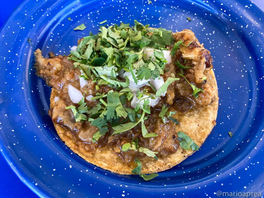 Chicharron en salsa verde